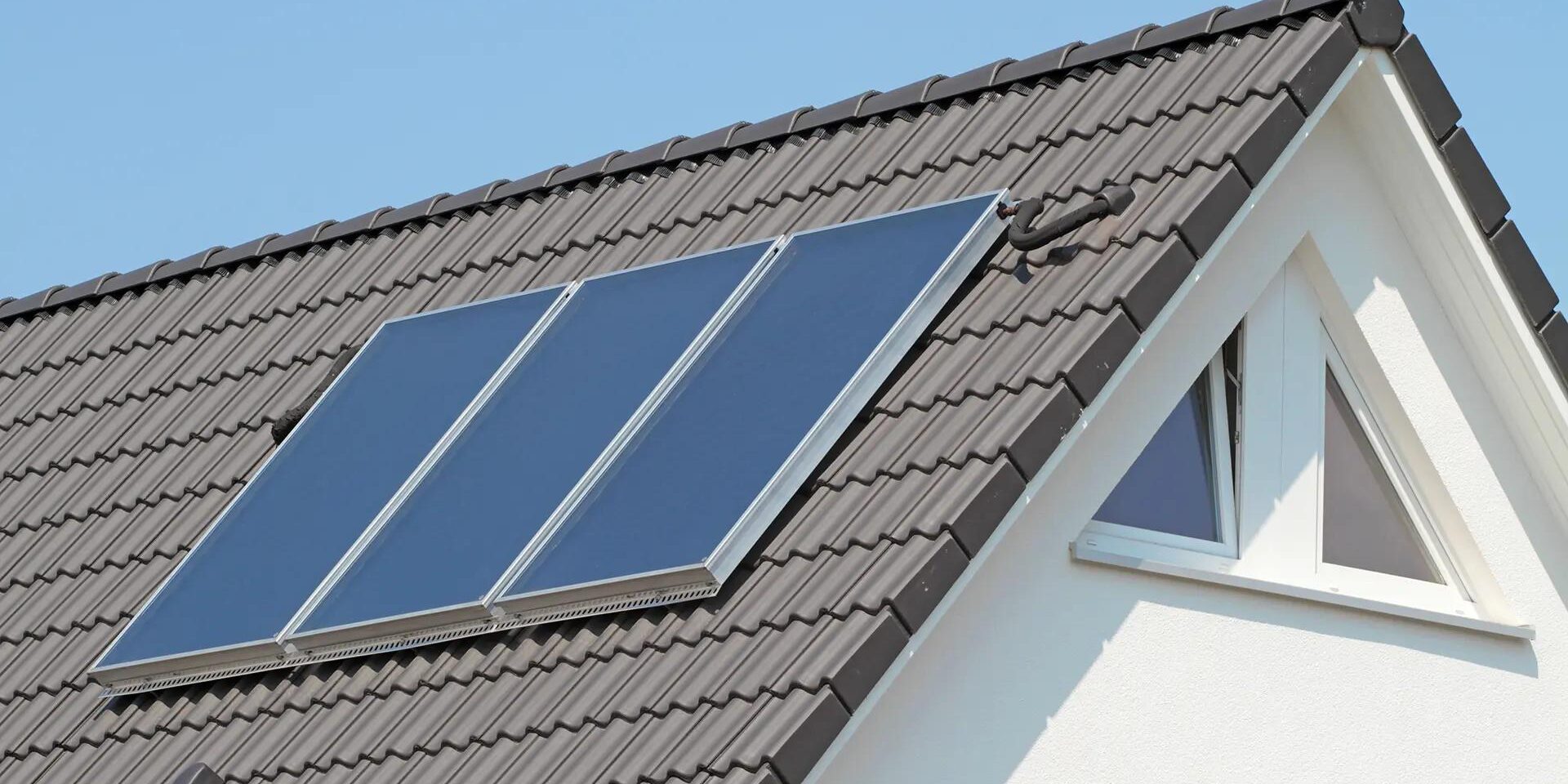 02-solar_photovoltaikanlage_dach_0195-1920